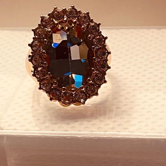 Gold Mix Pave & Pearls Ring Set Size 9 - Picture 10 of 12